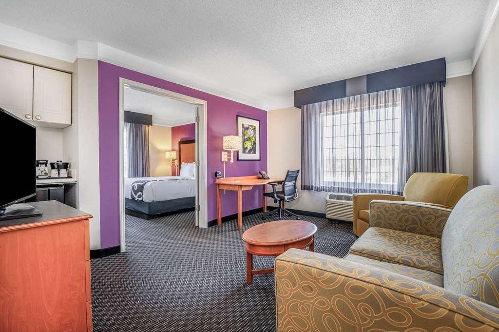 La Quinta By Wyndham Myrtle Beach Broadway Area Ruang foto