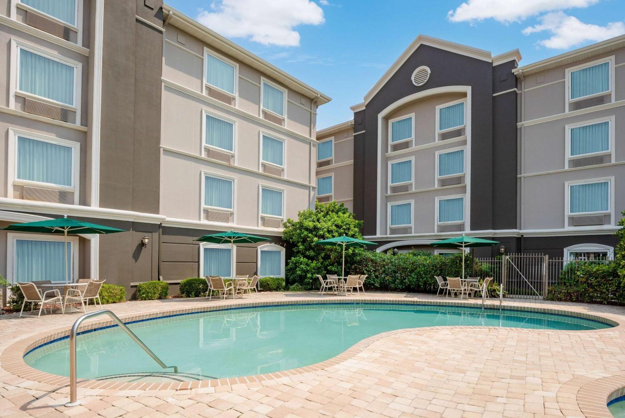 La Quinta By Wyndham Myrtle Beach Broadway Area Bagian luar foto