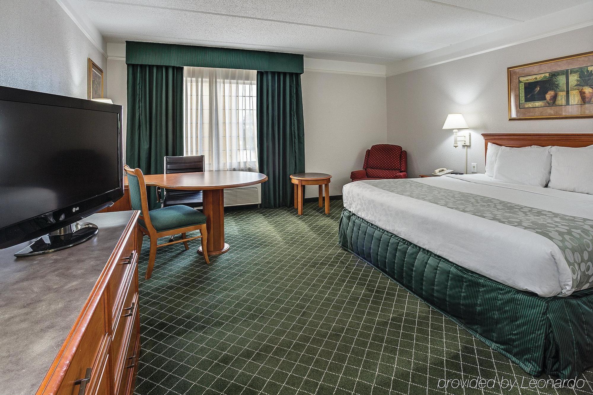 La Quinta By Wyndham Myrtle Beach Broadway Area Bagian luar foto
